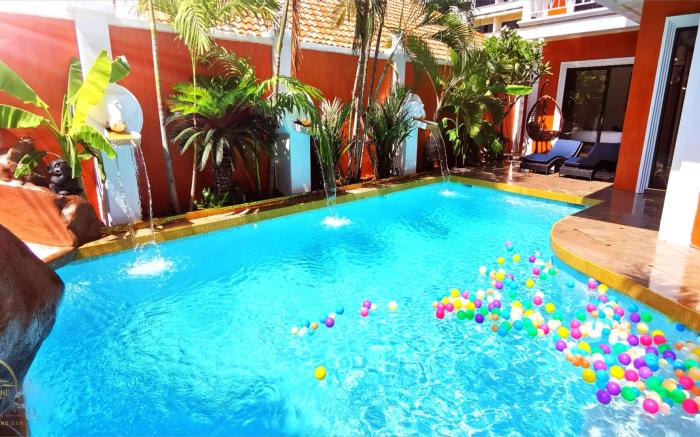 TUCHELAND Luxury Pool Villa Pattaya Walking Street