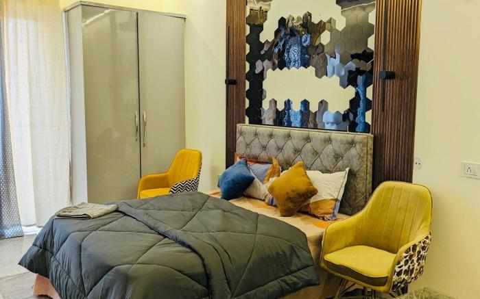 Praavi homes (Stylish 1 bedroom Apartment)