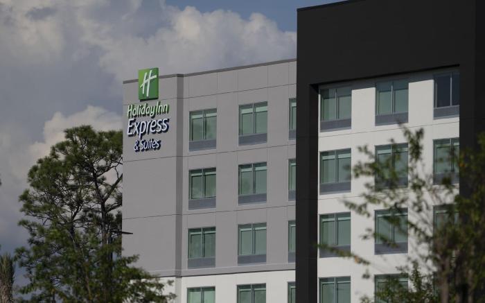 Holiday Inn Express And Suites Fort Walton Beach Eglin Area By IHG