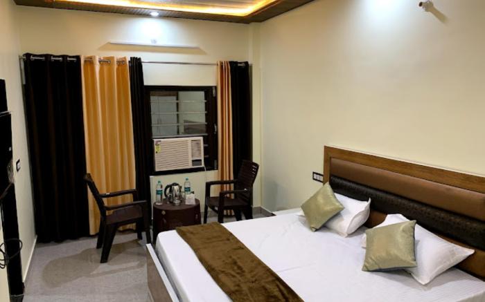 Goroomgo Tapovan Residency Near Ganga River Haridwar