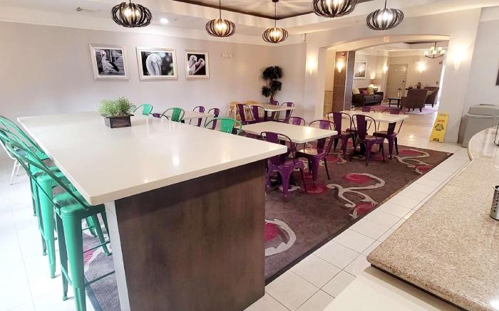 Kemah Edgewater Hotel, SureStay Collection by Best Western