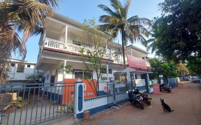 APRICOT INN