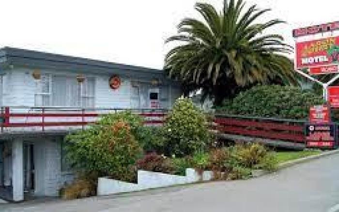 Aaron Court Motel