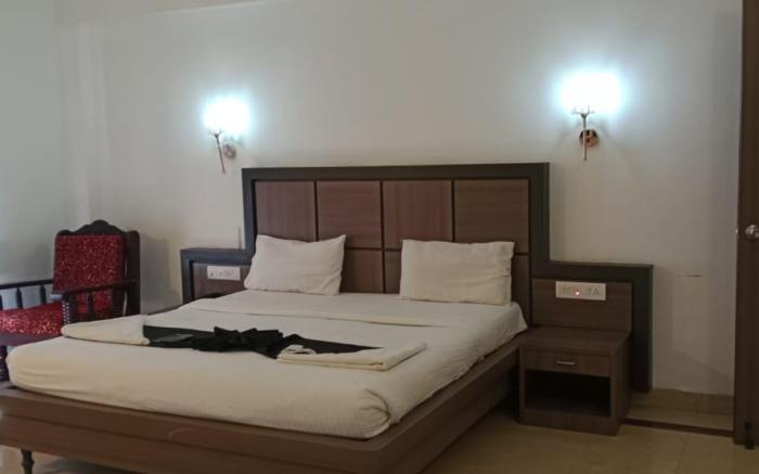 Mount Heera Hotel-Alandur
