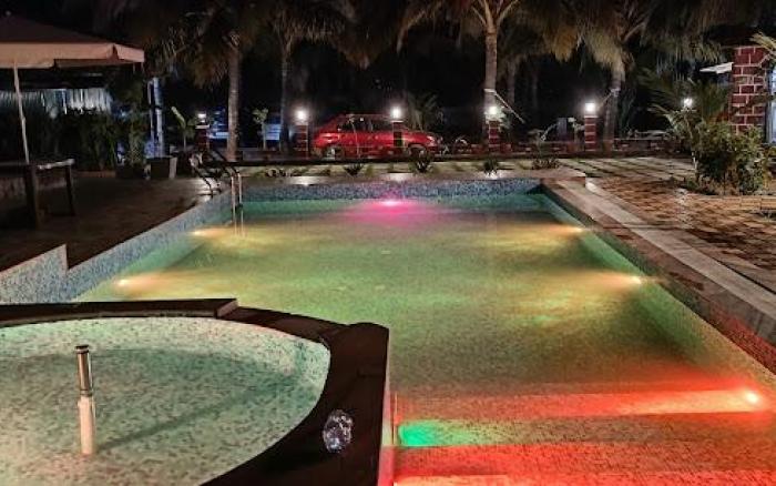 Anchor Beach Resort