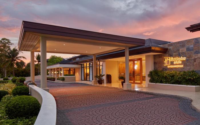 Holiday Inn and Suites Batangas Limapark By IHG