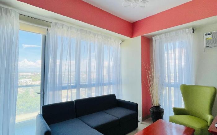 * *9 Roomy Urban Escape