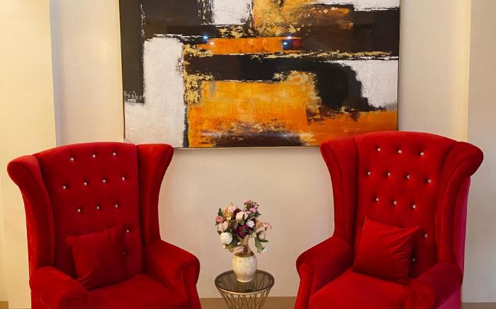 Emmie Hotel