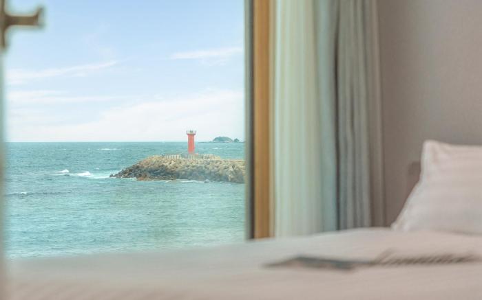 Goseong Littlesquare Oceanview Pension