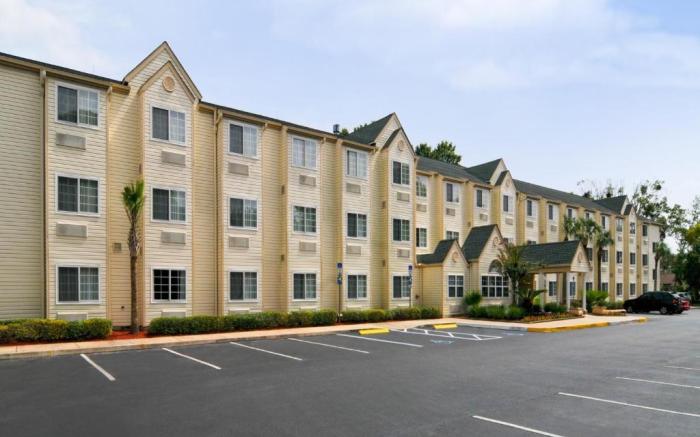 Hometown Inn & Suites Jacksonville