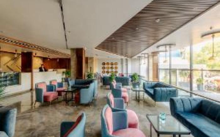 Signature Hotel