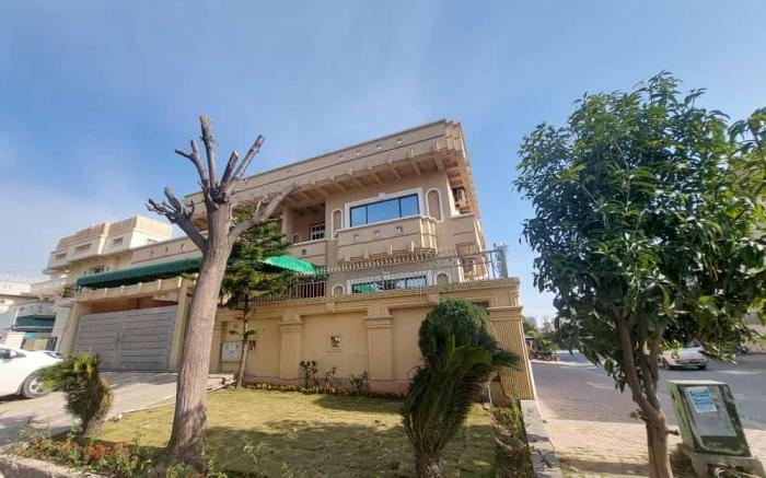 The Grand Palace Family Guest House