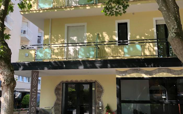 Vinsea Hotel