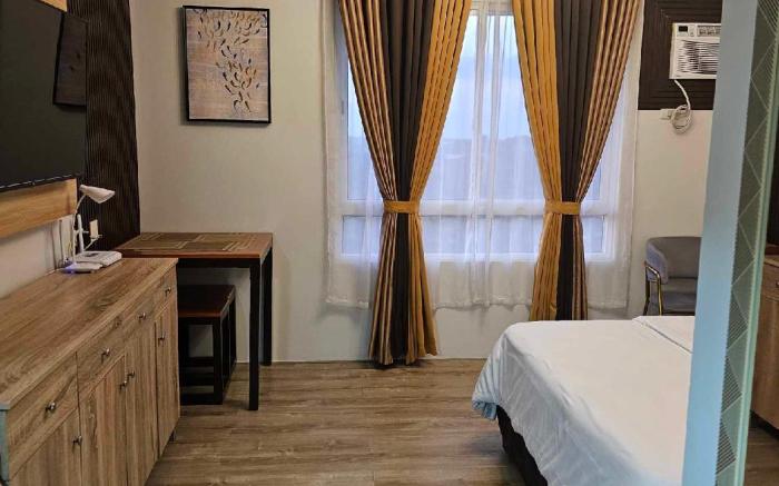 Lovely and Cozy Corner Condo Studio Unit