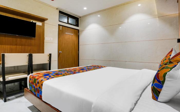 FabHotel Regal Residency - Nr. BKC