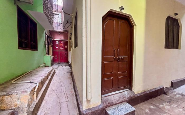S.S. Homestay