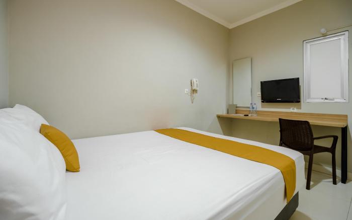 RedLiving Apartemen Royal Park Sentul by Bogor Staycation