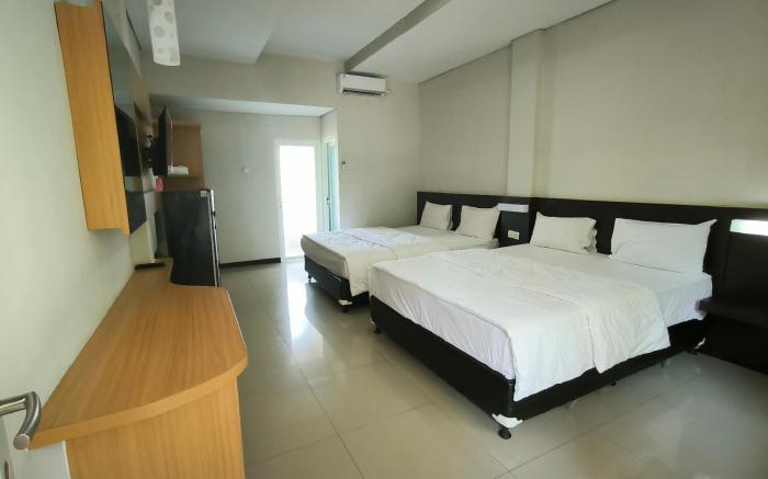New Bandengan Beach Hotel