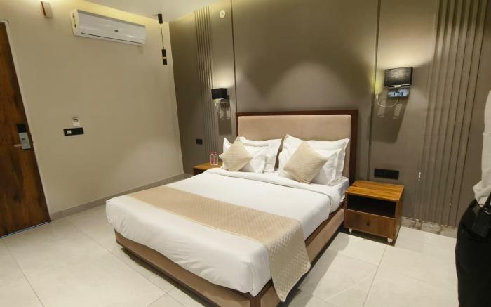 Balaji Seven Hills