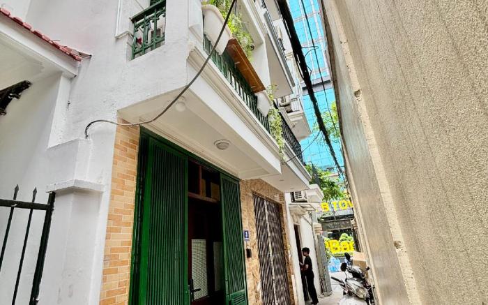 Moonlight House - Tầng 2