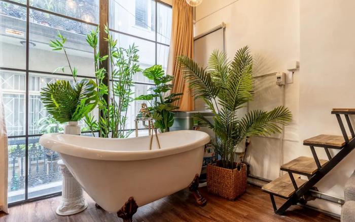INSTA-WORTHY ☀️Home☁️ @Ben Thanh @District 1 Cmet