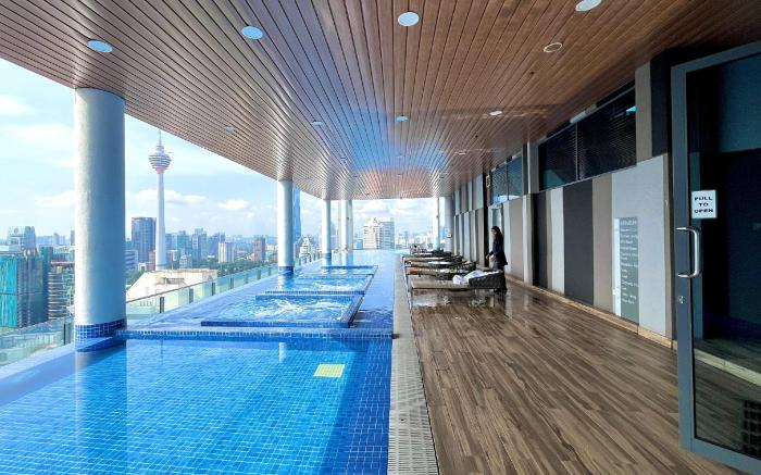 The Colony BEST SKY Pool View