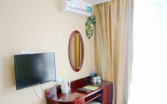 GreenTree Inn Jiangyin Zhouzhuang Shiji Avenue Business Hotel