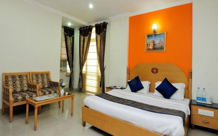 Hotel Maharaja Residency