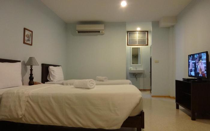 Mango Bedroom Inn