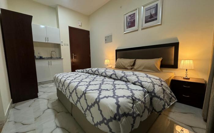 Furnished Deluxe Private Studio Apartments near Union Metro Station