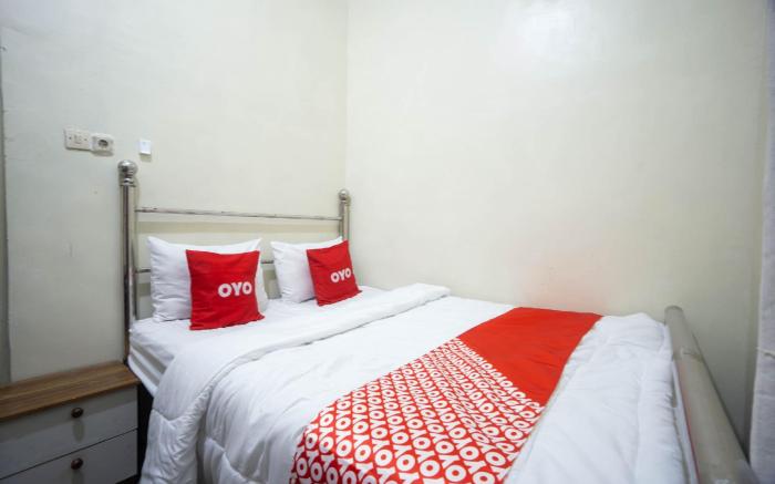 OYO 93987 Suropati 2 Guest House