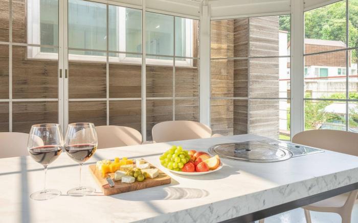 Gapyeong Yeonkkocchosu Pet Pension