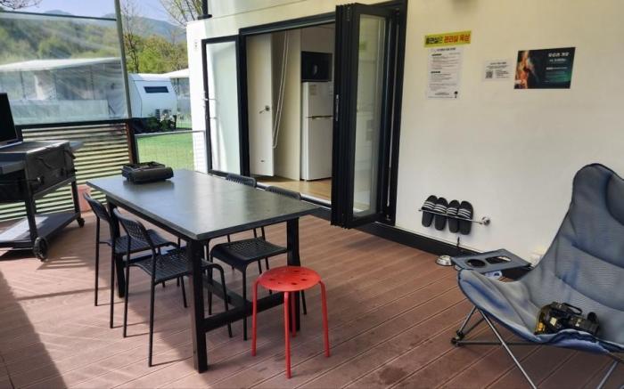 Pocheon Lodge Caravan Camping Site
