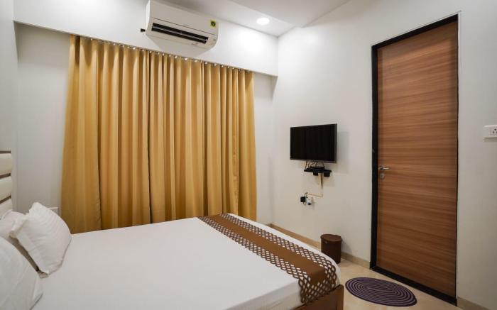 Sparks Fly Serviced apartments kharghar