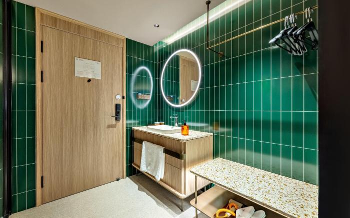 Orange Hotel Tangshan North Railway Station