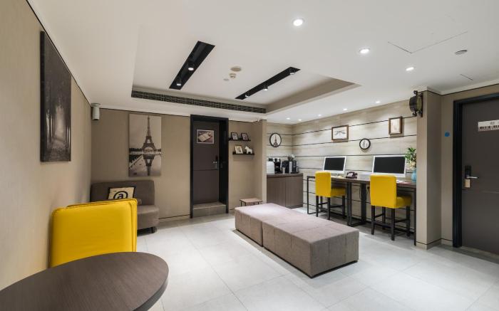 Starway Hotel Beijing Guangqumenwai Subway Station