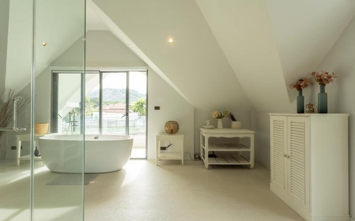 Brand new,designer furnishing,hot tub,gym,pool#v37