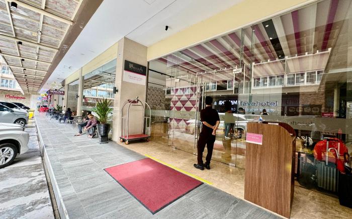 HAI Home 0720 Studio at Nagoya Thamrin Fave