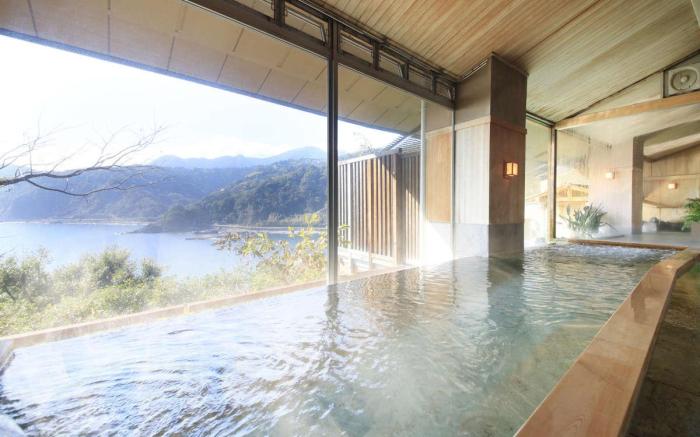 Akazawa Onsen Hotel 