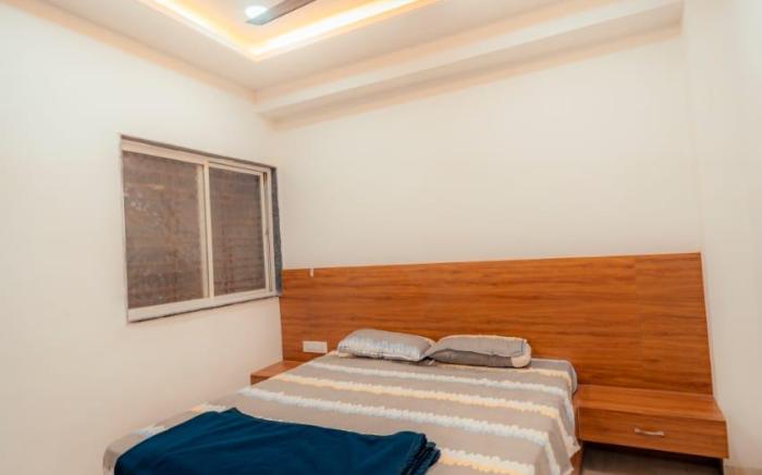 SHREE LAXMI NARAYAN LODGE PANDHARPUR 