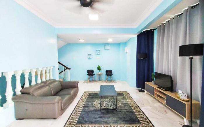 Dian Villa Homestay Kuantan with Pool