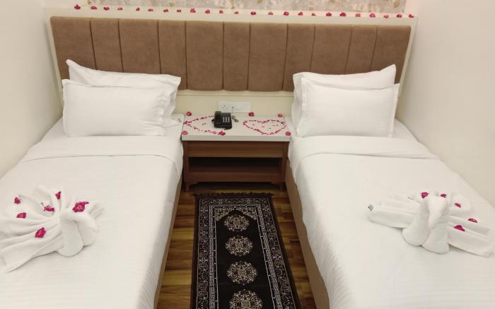 Shree Shivya Namahstubhyam Hotel