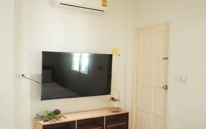 Tara Resort Studio No.2 with Garden, River views