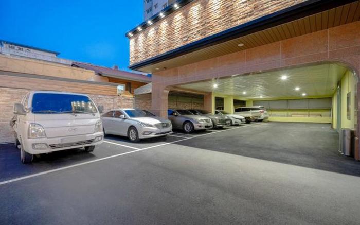 Brown Dot Gimcheon Station Branch