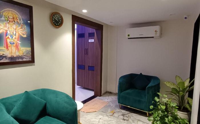 Hotel Best - Near Kokilaben Hospital Andheri West 