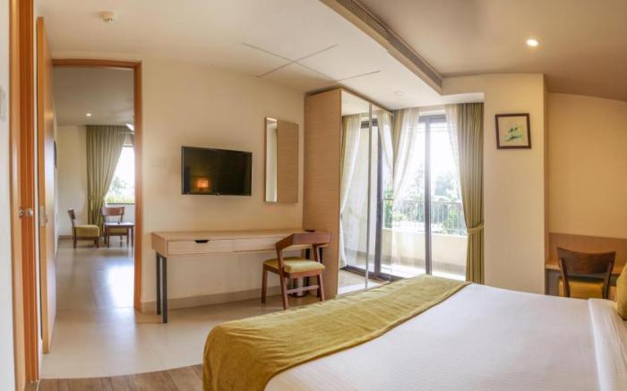 Hotel Riveria by Raj