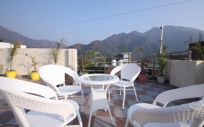 PerfectStayz B2L Hills Tapovan