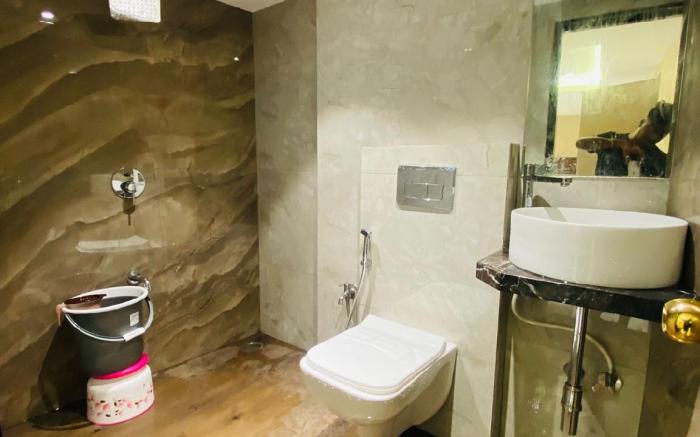 Hotel Dolphin residency