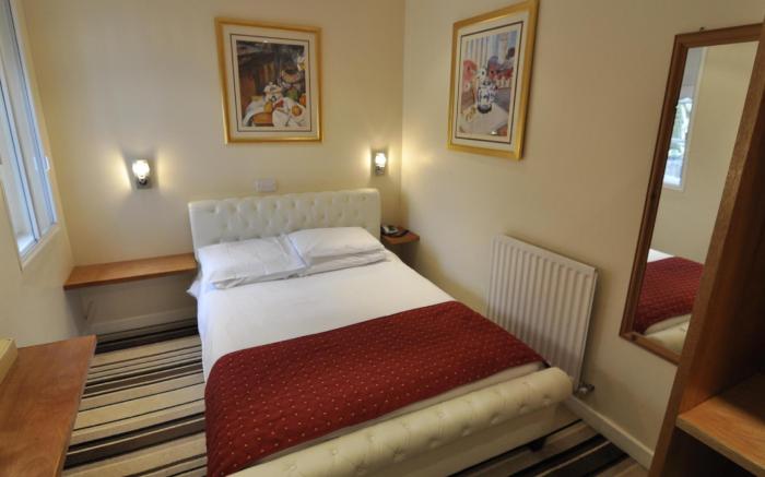 The Roundabout Hotel