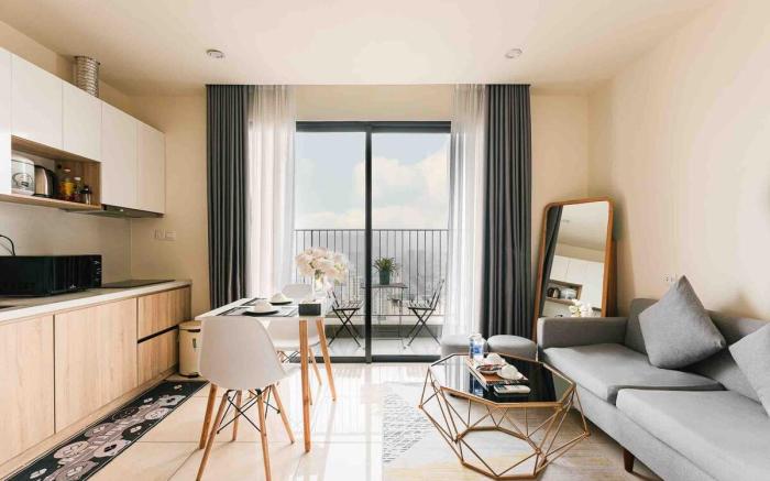 Highrise/lakeview/Dcapita/Studio